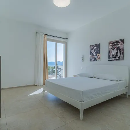 Infinity With Pool By Wonderful Italy Villa *