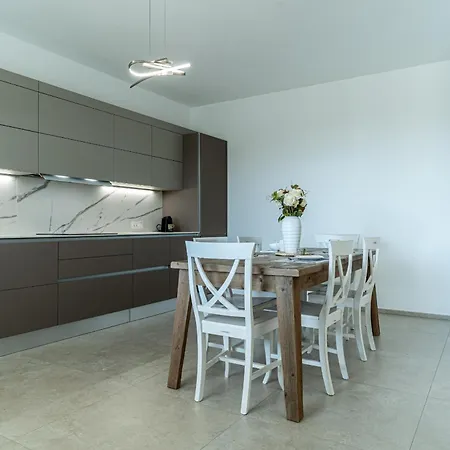 Infinity With Pool By Wonderful Italy Villa Olbia