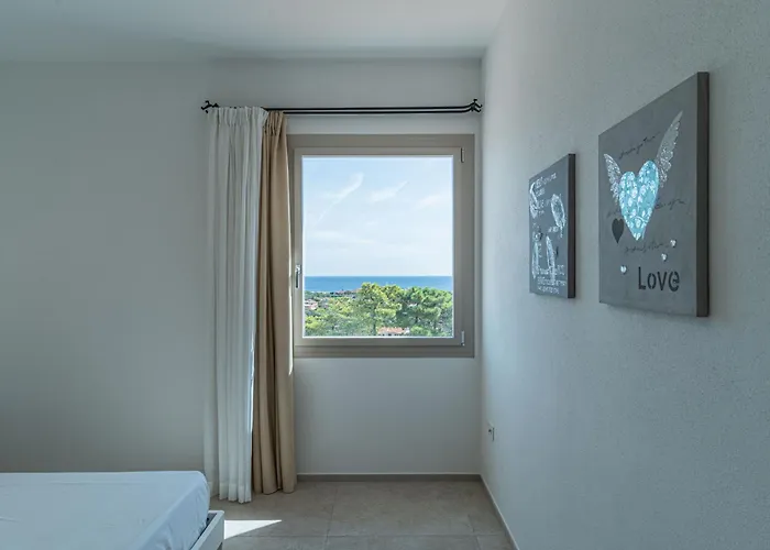 Infinity With Pool By Wonderful Italy Villa *