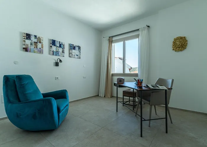 Villa Infinity With Pool By Wonderful Italy *